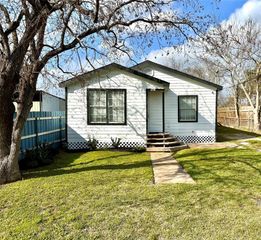7811 Saint Louis Street, Houston, TX 77028