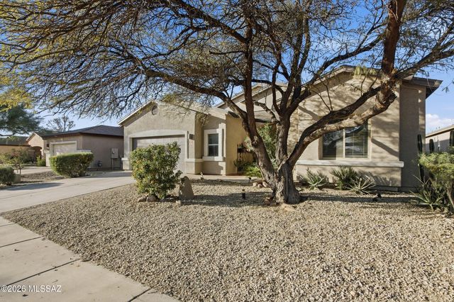 8286 W Calle Sancho Panza, Tucson, AZ 85757