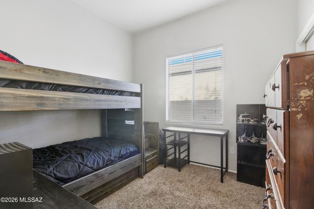 8286 W Calle Sancho Panza, Tucson, AZ 85757