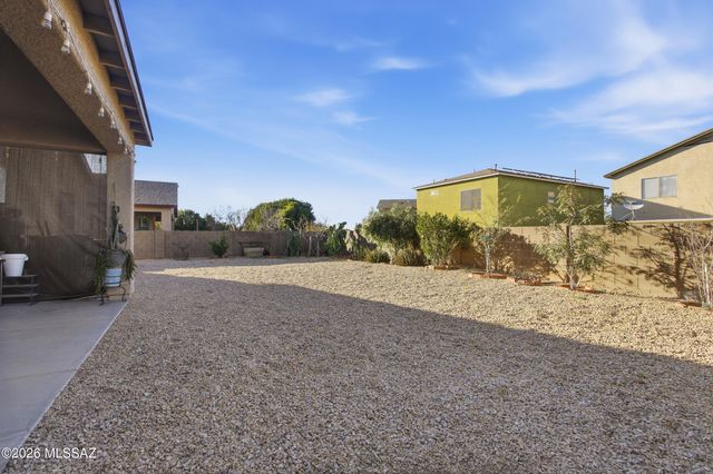 8286 W Calle Sancho Panza, Tucson, AZ 85757