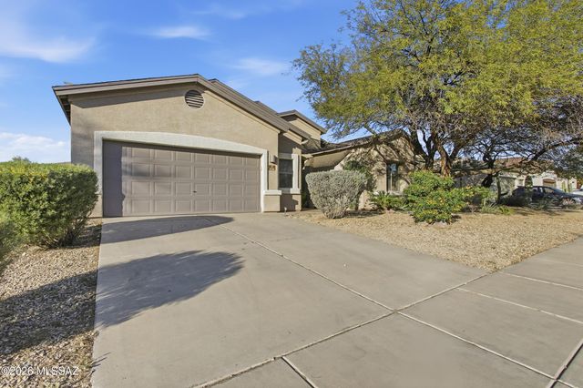 8286 W Calle Sancho Panza, Tucson, AZ 85757