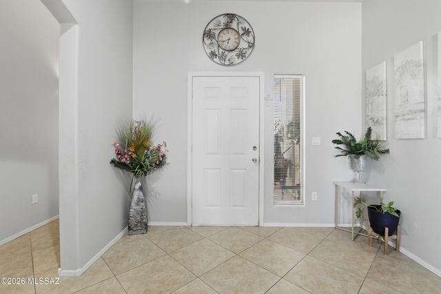 8286 W Calle Sancho Panza, Tucson, AZ 85757