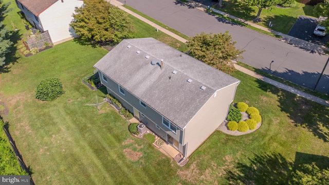 31 PULLMAN LOOP, Dayton, NJ 08810