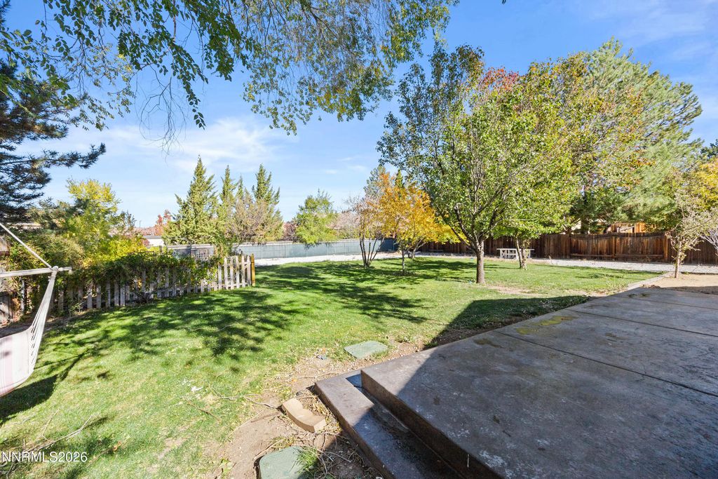 Image 31 of property listing at 3510 Comstock Drive, Reno, NV 89512