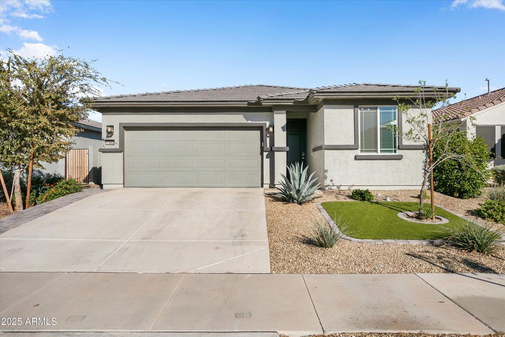 17852 W Country Club Terrace, Surprise, AZ 85387