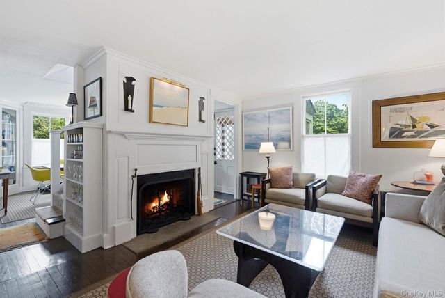 28 Bowden Square, Southampton, NY 11968