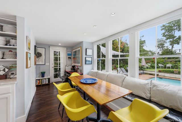 28 Bowden Square, Southampton, NY 11968