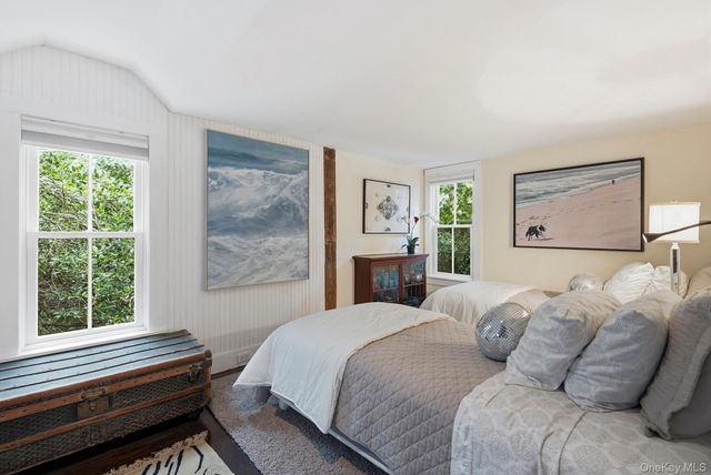28 Bowden Square, Southampton, NY 11968