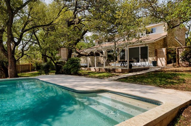 9305 Springwood DR, Austin, TX 78750