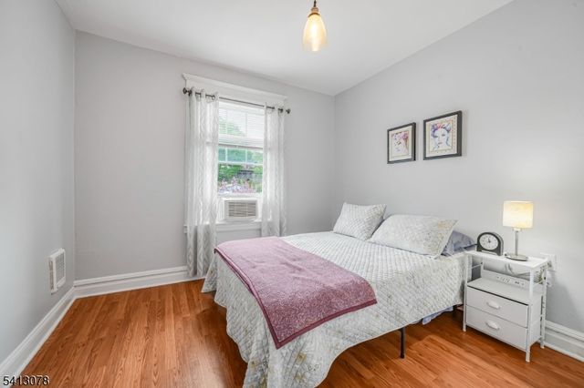 128 Rollinson St, West Orange Twp., NJ 07052