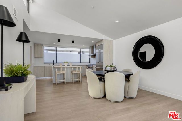 153 San Vicente Boulevard 4H, Santa Monica, CA 90402