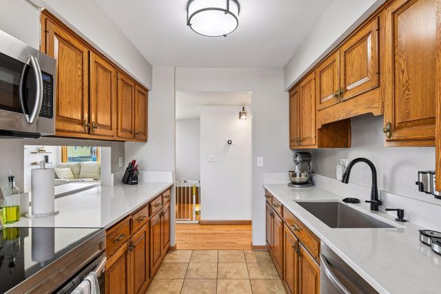 2712 Ohenry Road, Brooklyn Center, MN 55430