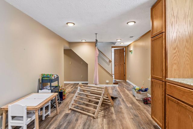 2712 Ohenry Road, Brooklyn Center, MN 55430