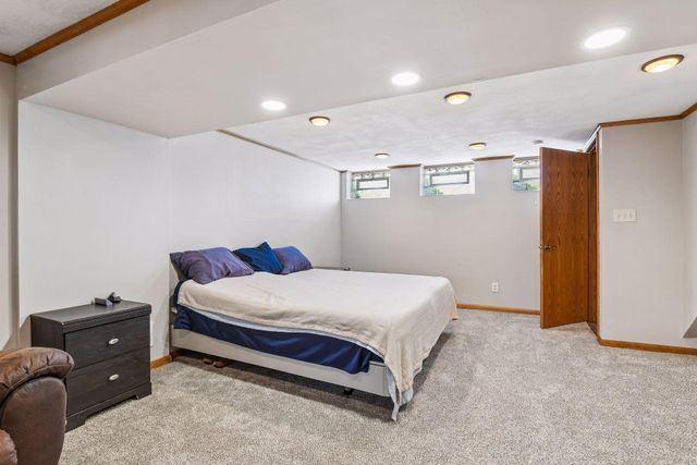 2712 Ohenry Road, Brooklyn Center, MN 55430