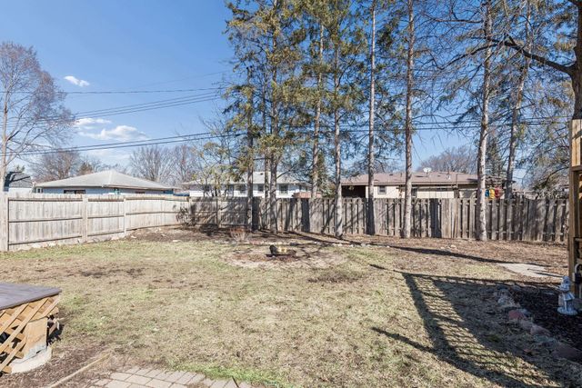 2712 Ohenry Road, Brooklyn Center, MN 55430