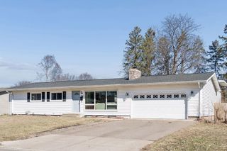2712 Ohenry Road, Brooklyn Center, MN 55430