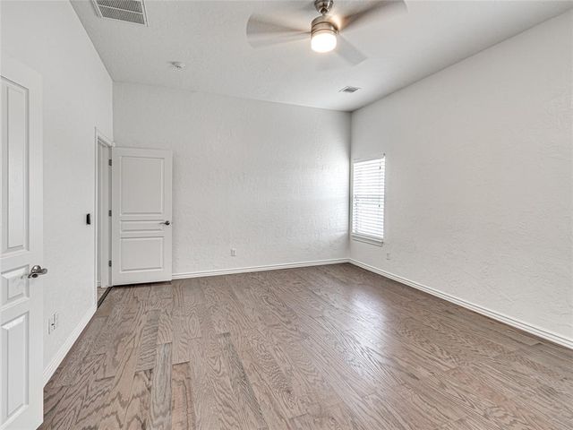 9701 Lakecrest Drive, Oklahoma City, OK 73159