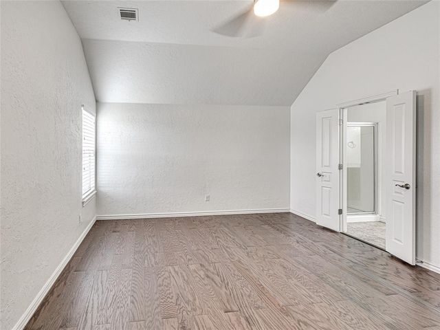 9701 Lakecrest Drive, Oklahoma City, OK 73159