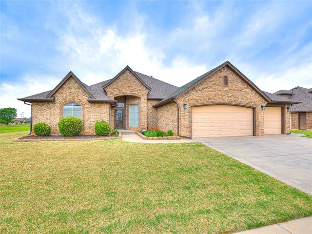 9701 Lakecrest Drive, Oklahoma City, OK 73159