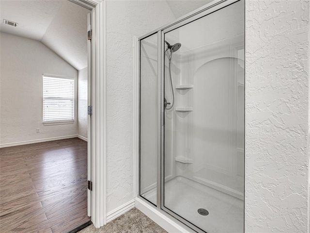 9701 Lakecrest Drive, Oklahoma City, OK 73159