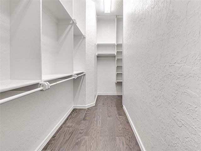 9701 Lakecrest Drive, Oklahoma City, OK 73159