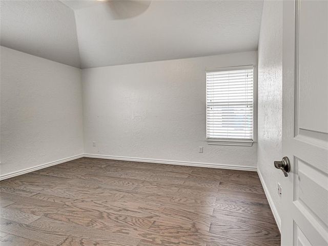 9701 Lakecrest Drive, Oklahoma City, OK 73159