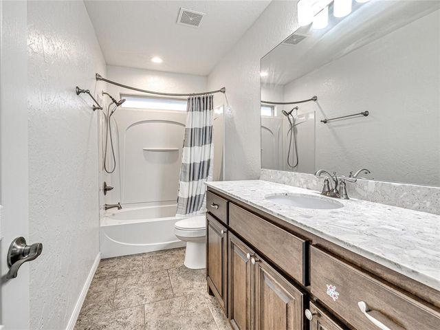 9701 Lakecrest Drive, Oklahoma City, OK 73159