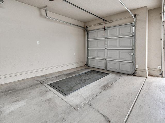 9701 Lakecrest Drive, Oklahoma City, OK 73159