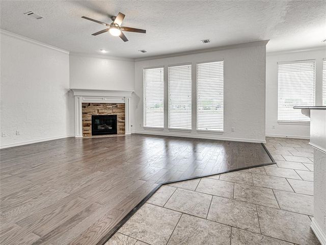 9701 Lakecrest Drive, Oklahoma City, OK 73159