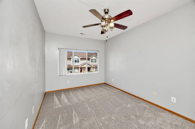 8601 Westown Parkway 5211, West Des Moines, IA 50266