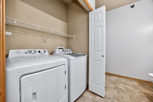 8601 Westown Parkway 5211, West Des Moines, IA 50266