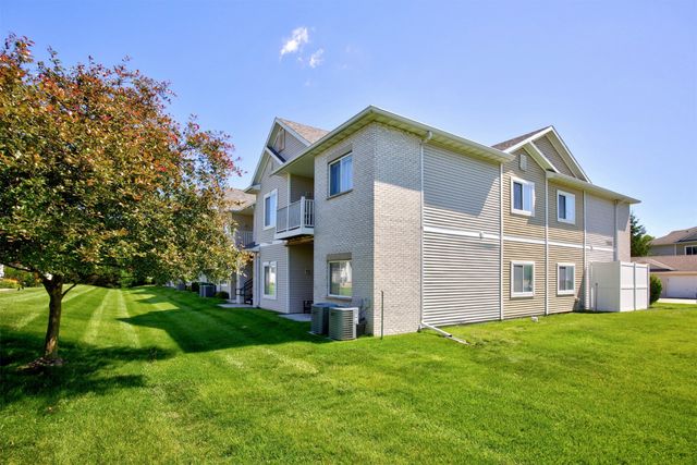 8601 Westown Parkway 5211, West Des Moines, IA 50266