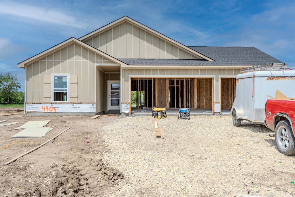 4909 N Spruce, Wichita, KS 67219