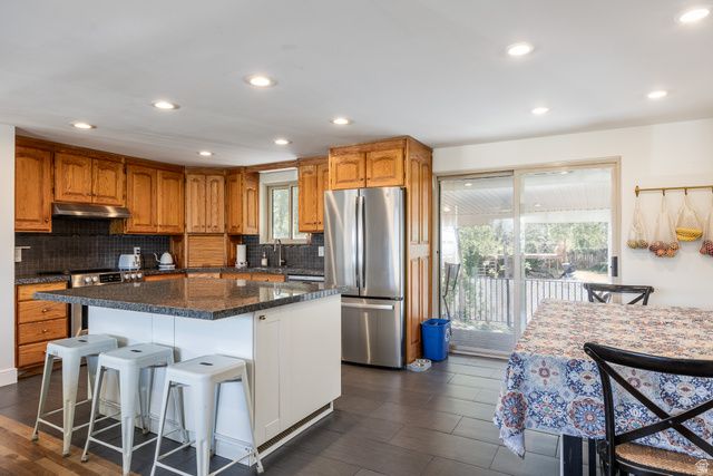 7331 S 1420 E, Cottonwood Heights, UT 84121
