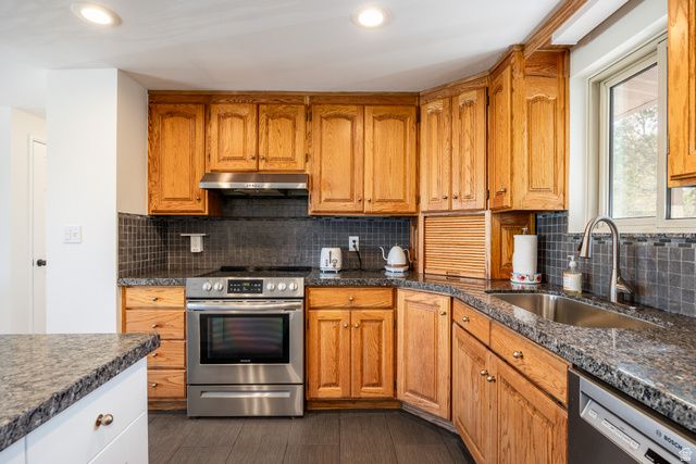7331 S 1420 E, Cottonwood Heights, UT 84121