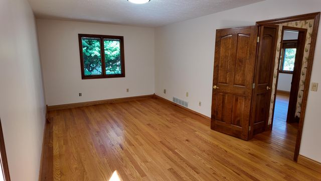 568 Castle Street, Monticello, KY 42633