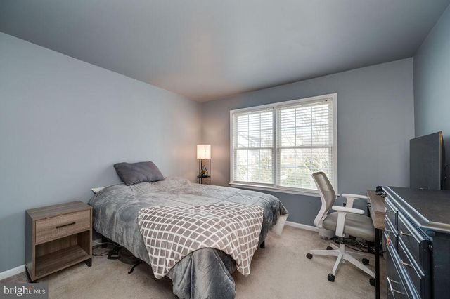 36 PICKWICK PL, Reading, PA 19606