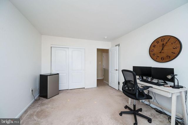 36 PICKWICK PL, Reading, PA 19606