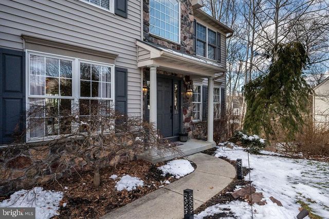 36 PICKWICK PL, Reading, PA 19606