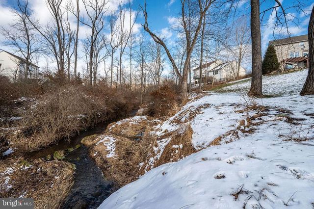 36 PICKWICK PL, Reading, PA 19606