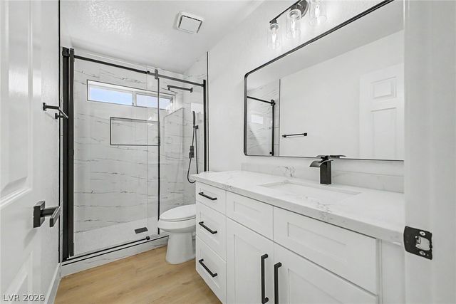 9812 Eagle Rock Court, Las Vegas, NV 89117