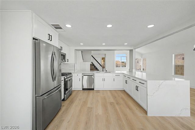 9812 Eagle Rock Court, Las Vegas, NV 89117