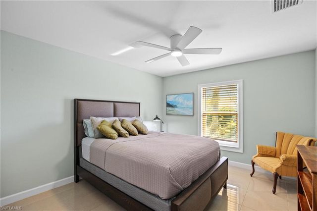 1914 NW 15th ST, Cape Coral, FL 33993