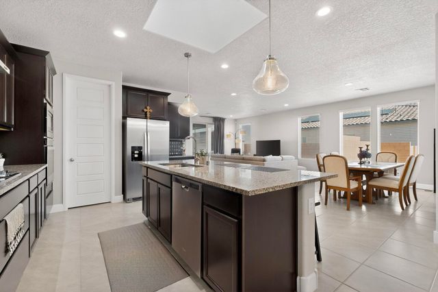 3417 Deledda Road NE, Rio Rancho, NM 87144