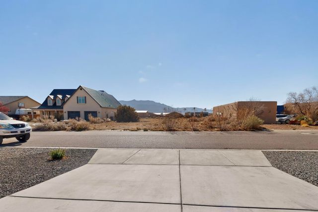 3417 Deledda Road NE, Rio Rancho, NM 87144