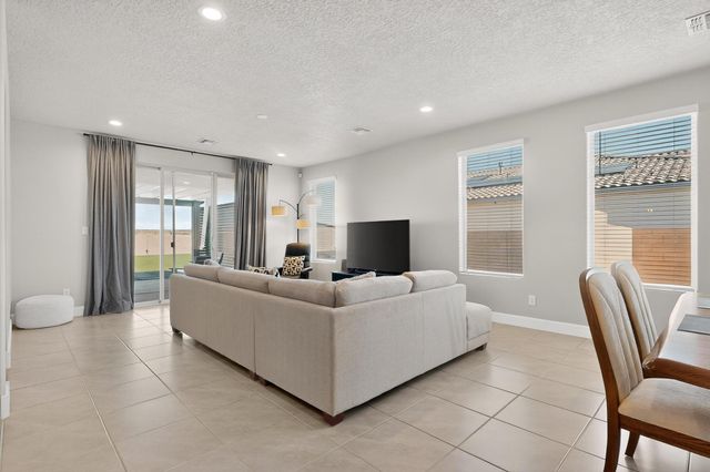 3417 Deledda Road NE, Rio Rancho, NM 87144