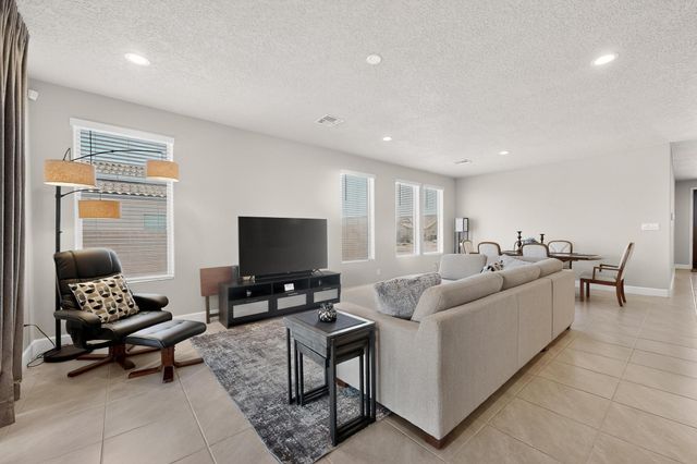 3417 Deledda Road NE, Rio Rancho, NM 87144