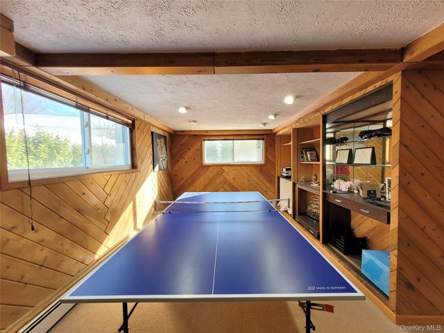 702 Fishermans Road, Baldwin, NY 11510