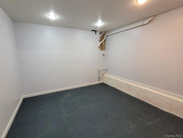 702 Fishermans Road, Baldwin, NY 11510