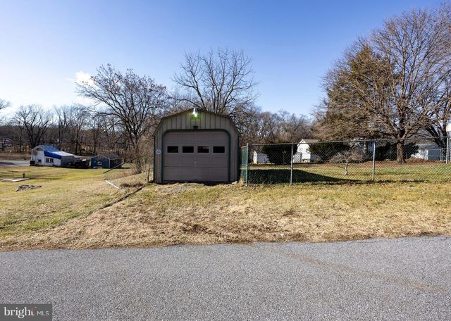 201 RICK ST, Martinsburg, WV 25404